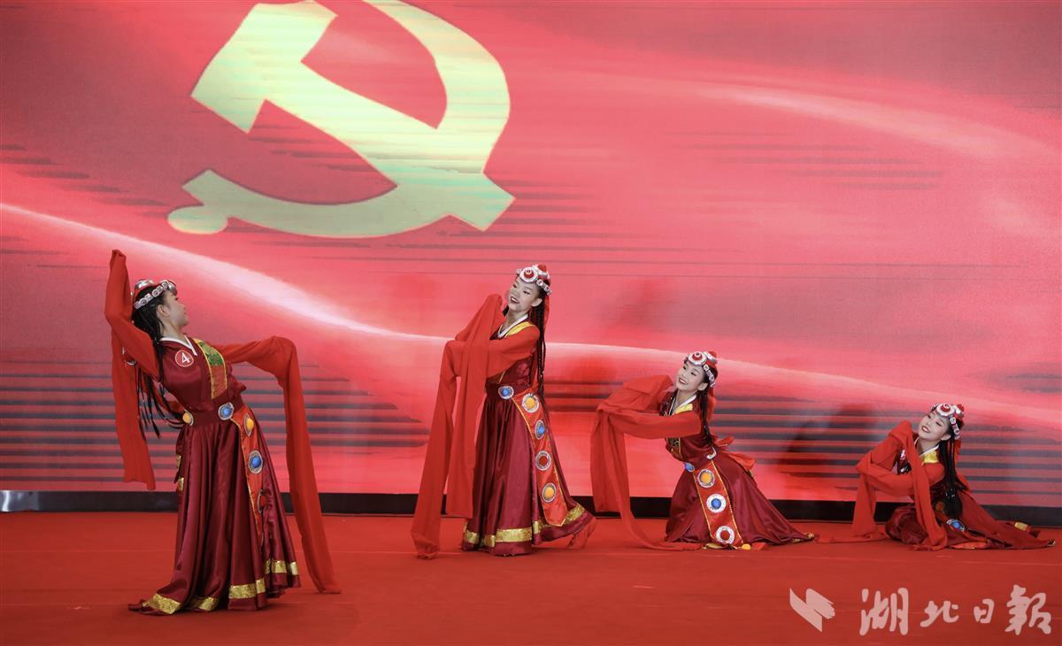 跟男生约会后，男生不联系我代表什么意思啊？